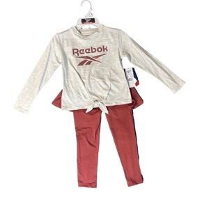 ⭐️ NWT- Reebok two-piece long sleeve with Sedona Rose Lurex Skegging set- US 6